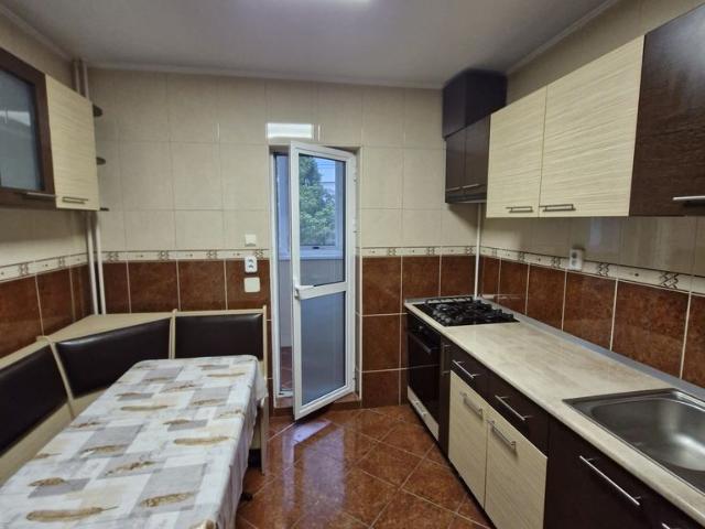 Aviației | Aripilor 6 | Etaj 3/4 | Decomandat Vând apartament 2 camere