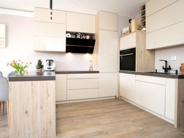 Avia 42 m², Kraków