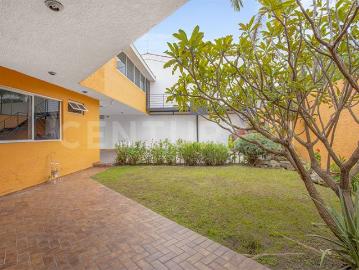 Casa En Venta En Fracc Jardines De Guadalupe, Zapopan