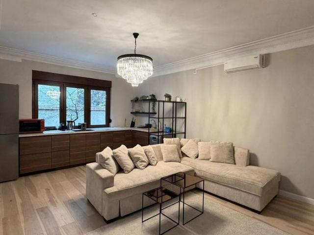 Aviatorilor | Apartament de 4 camere | De închiriat