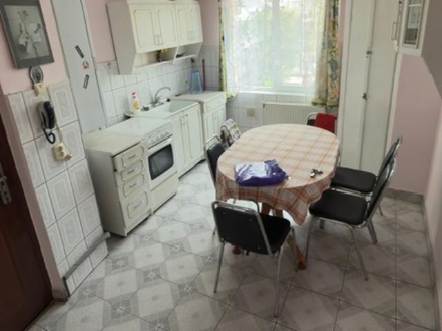Aviatorilor apartament 2 camere etaj 2 mobilat