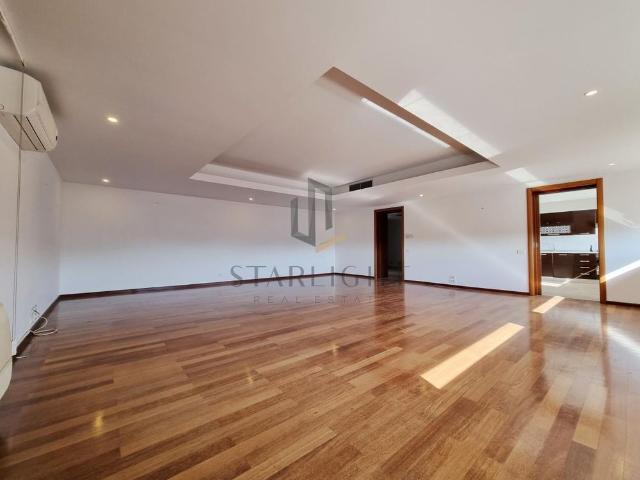 Aviatorilor Dorobanti 4 bedroom penthouse For Rent