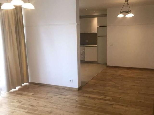 Aviatiei,Caramfil,3 camere,duplex,et.1,84mp,loc parcare,1200Euro/luna