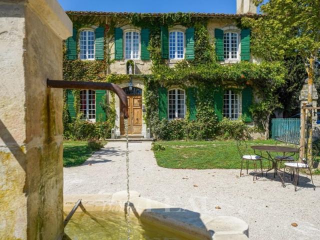 Avignon Authentique bastide du XVIIIème et ses dépendances