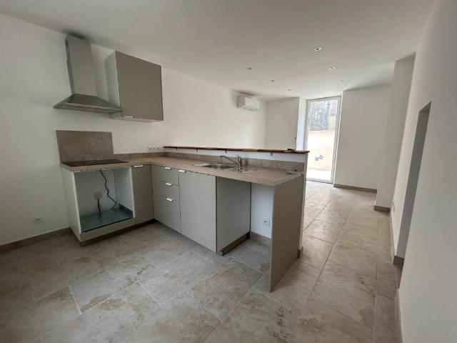 AVIGNON EM MAISON 46.13M² AVEC COURS