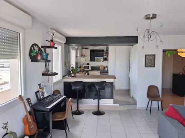 AVIGNON – location ÉTUDIANTE MEUBLÉE – F4 78 m²