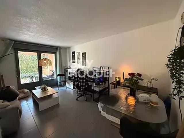 Avignon 84000 Achat / Vente appartement 2 pièces t2 terrasse cave