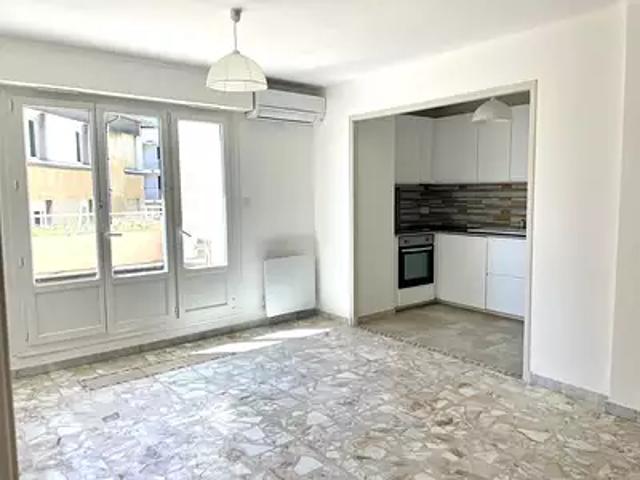 Avignon 84000 Achat / Vente appartement 2 pièces t2
