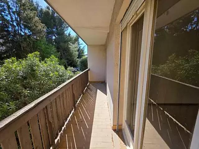 Avignon 84000 Achat / Vente appartement 3 pièces t3 cave balcon