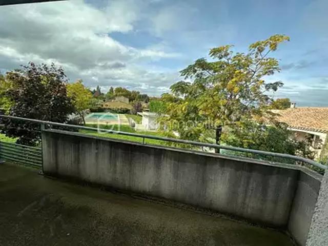 Avignon 84000 Achat / Vente appartement 3 pièces t3 piscine terrasse