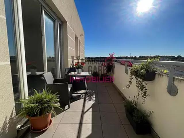 Avignon 84000 Achat / Vente appartement 3 pièces t3 terrasse parking