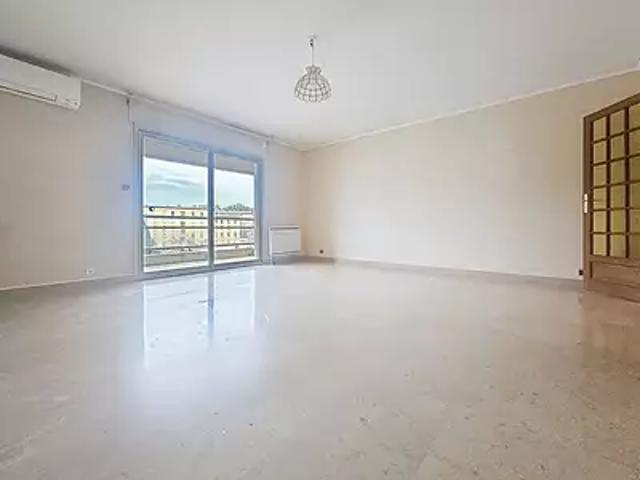 Avignon 84000 Achat / Vente appartement 4 pièces t4 cave parking