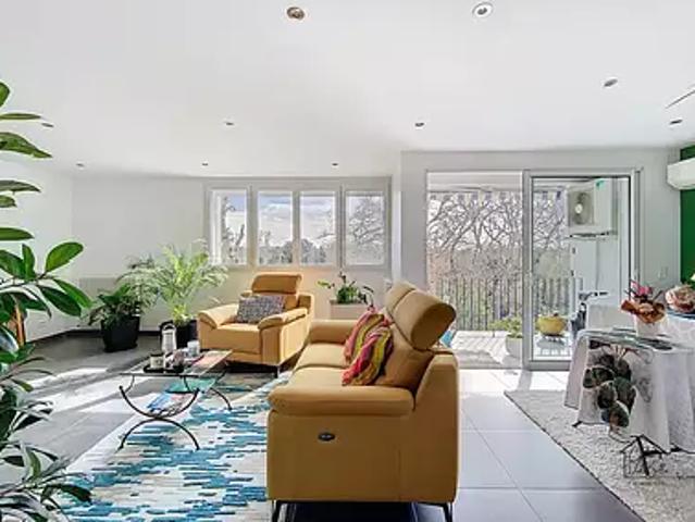 Avignon 84000 Achat / Vente appartement 5 pièces t5 au dernier étage