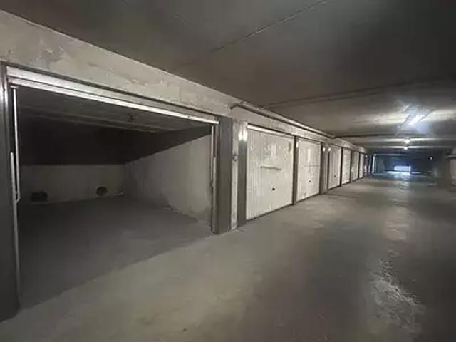 Avignon 84000 Achat / Vente parking au dernier étage