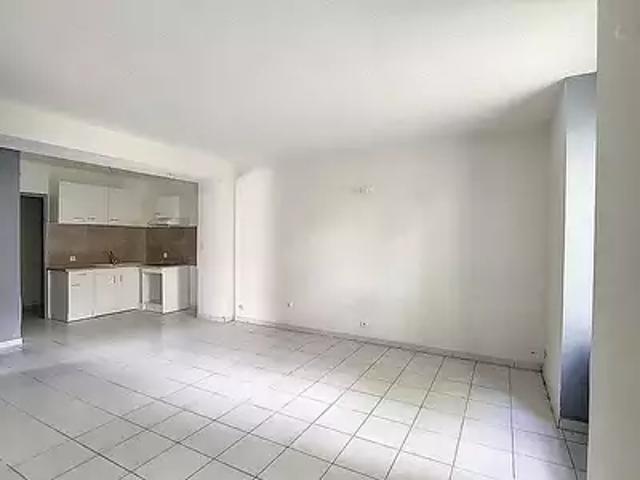 Avignon 84000 Location appartement 3 pièces t3