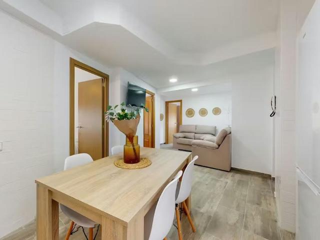 Avinguda de Burjassot, Valencia, Valencian Community 46025