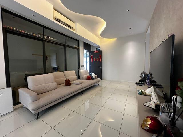 Avira Garden Sunway Medini Double Storey 27x65 Renovated Clubhouse GG