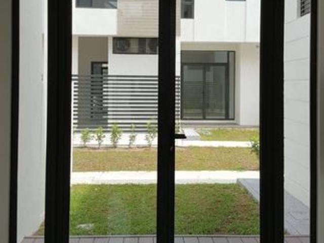 Avira Garden Terraces @ Medini