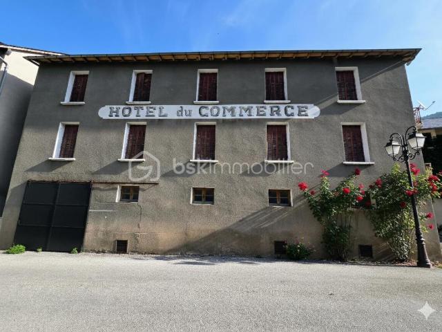 Avis aux Investisseurs: Opportunité Unique au Cœur des Gorges du Tarn à Sainte Enimie !