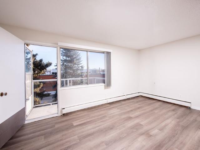 Avlyn Apartments