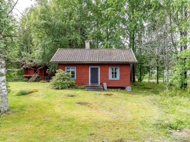 Avlångsvägen 8