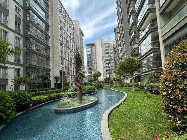 Avrupa Konutlarında Özel Tasarımlı Ultra Lüks 4+1 Satılık Boş Kaçmaz Daire