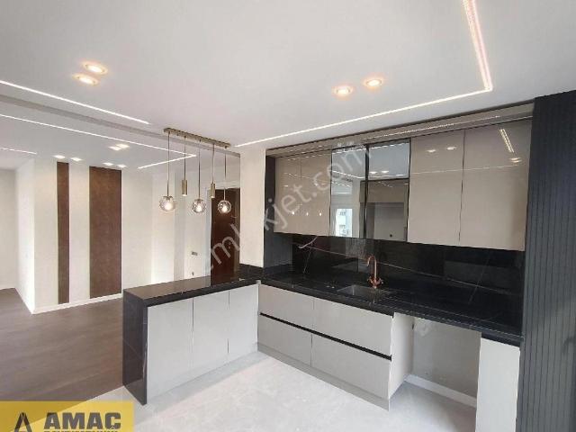 Avrupa Hastanesi Arkasi 3+1 Herkat Tek Daire Hasarsız Full Yapili Masrafsız Daire