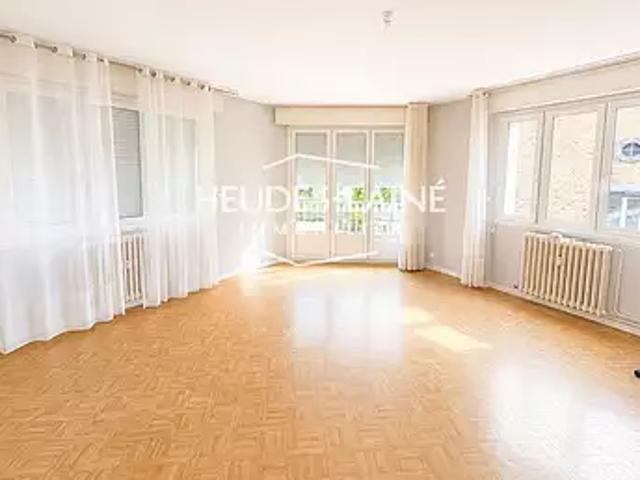 Avranches 50300 Location appartement 2 pièces t2 parking