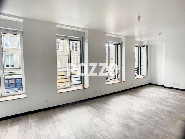 AVRANCHES: appartement F2 36 m² en location local à vélo