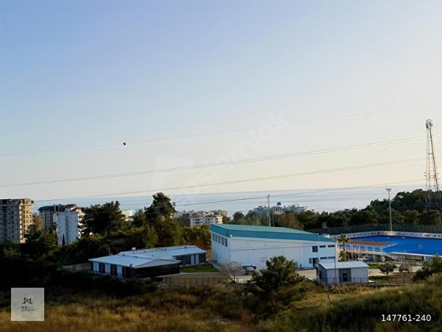 Avsallar dublex 4.kat 3+1 140M2 katmülkiyet katta dairede mevcut