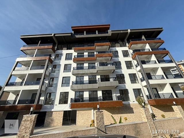 AVSALLAR MODERN SARAYLARIN HEMEN YANI LÜKS DAİRE 2.KAT 2+1 70M2 KAT MÜLKİYETLİ VE İSKANLI