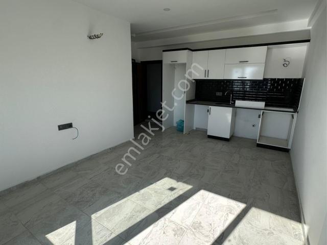 Avsallarda Deniz Manzaralı 1+1 Satılık Daire