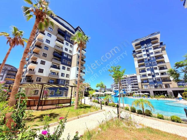 Avsallarda Konforlu Yaşam Sunan Aktiviteli Sitede 1+1 Daire