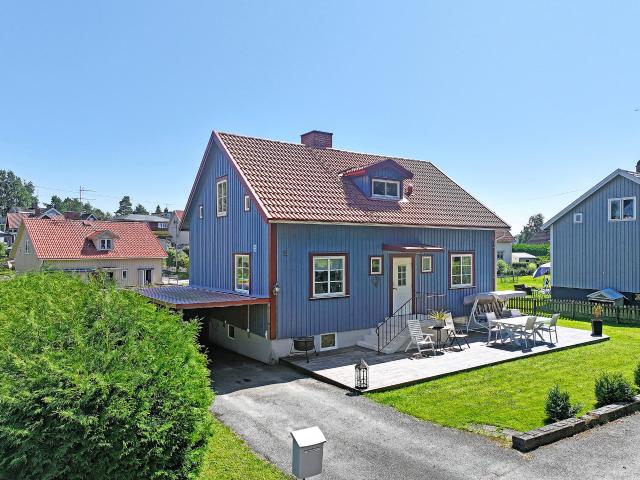 Axel Roosgatan 12