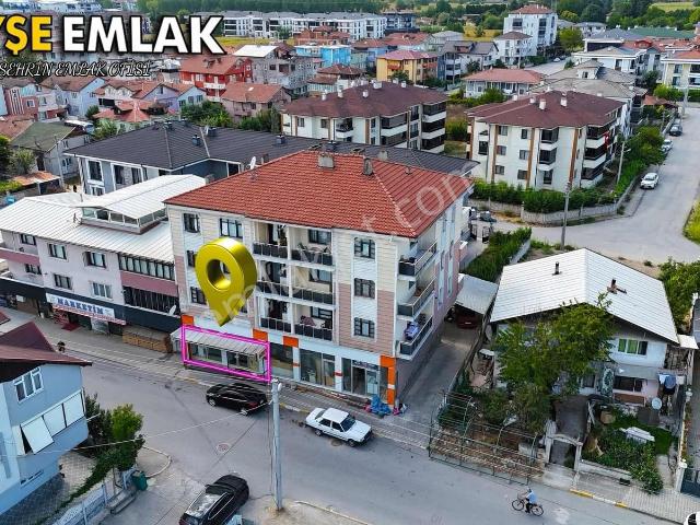 Ayşe Emlak'tan Arifiye Merkez Stad Caddesinde Kiralık
