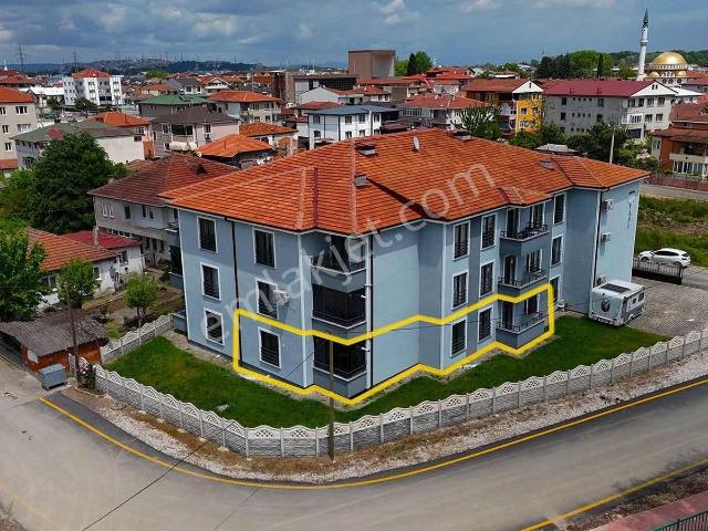 Ayşe Emlak'tan Cam Balkonlu Ebeveyn Banyolu Satılık Daire