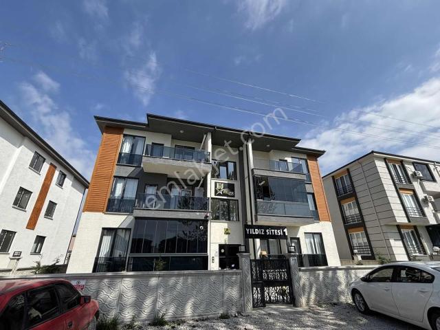 Ayşe Emlak'tan Ebeveyn Banyolu 3+1 Köşe Daire
