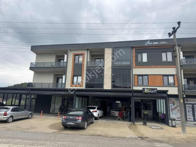 Ayşe Emlak'tan Satılık 2+1 Asansörlü Kapalı Garajlı Daire