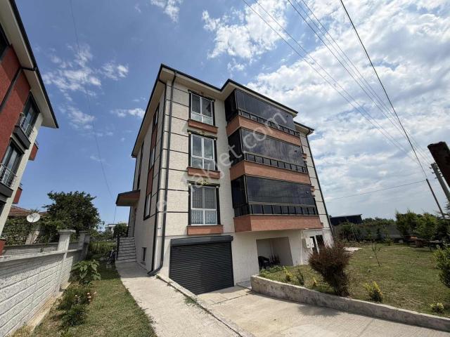 Ayşe Emlak'tan 4+1 Kiralık Daire
