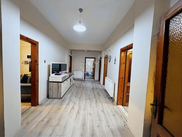 Ayşe Emlak'tan 900 M2 İçerisinde Satılık Müstakil Villa