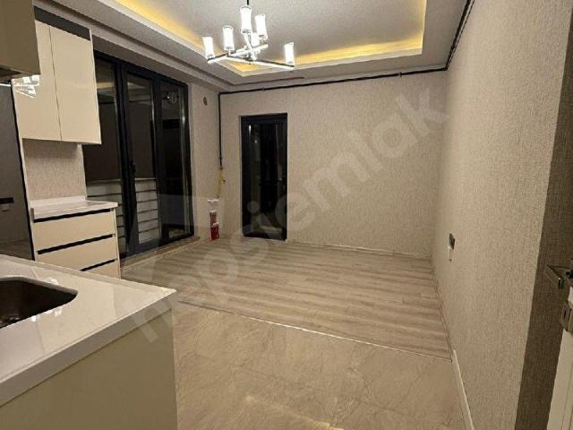 AYŞEGÜL EMLAKTAN KİRALIK 2+1 SIFIR