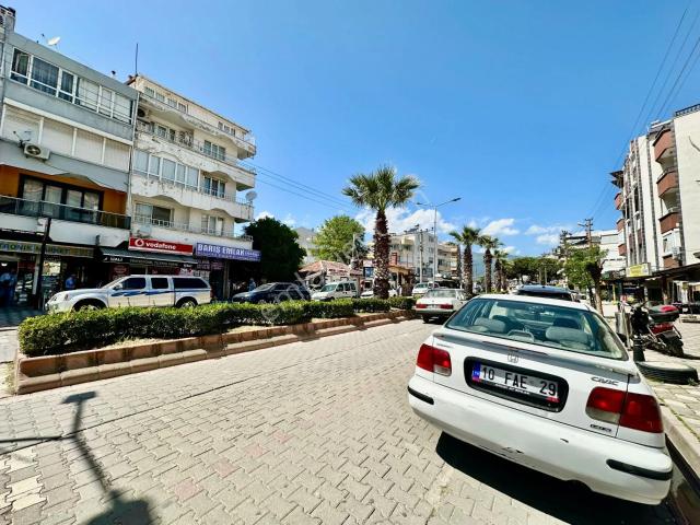 ꧁ay Emlaktan꧂akçay Merkezde Denize Sadece 200 Mt Ön Cephe Giriş Üstü Satılık 2+1 Masrafsız Daire