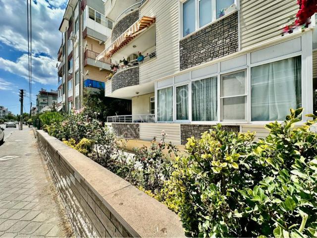 ꧁ay Emlaktan꧂akçay'da Arakat Ayrı Mutfak Denize Sadece 300 Metre Satılık 2+1 Daire