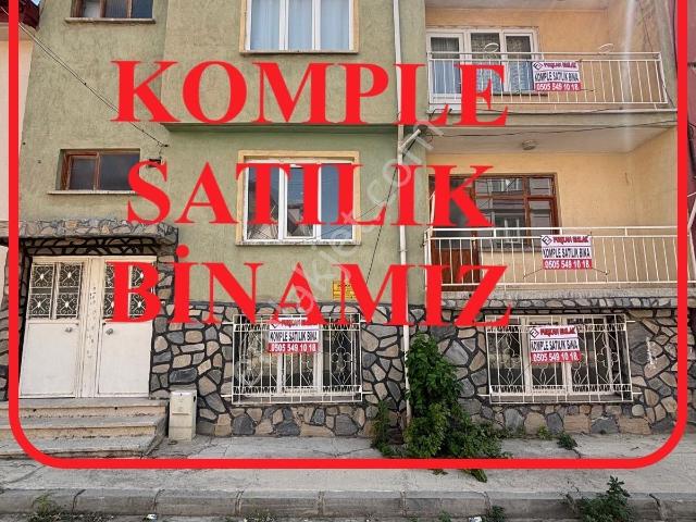 Çay İlçemiz Bahçelievler Mahellesinde Komple Satılık Bina