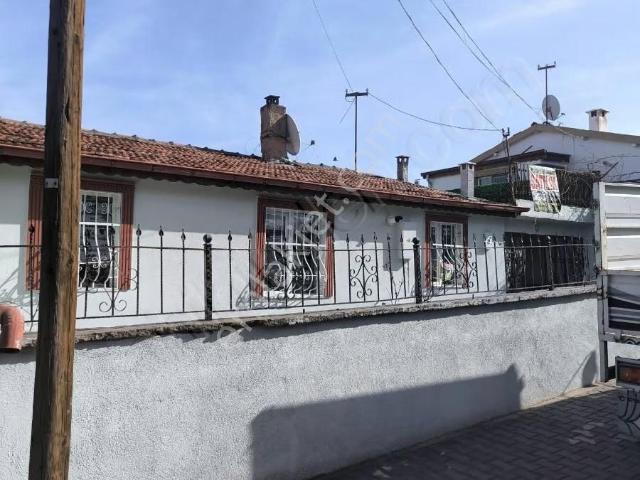 Çayıraltı Emlak'tan Narda Satılık Müstakil 3 Kat Müsadeli Ev