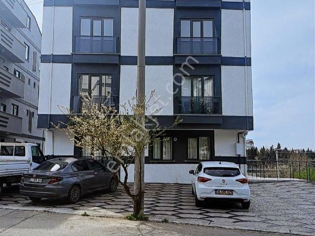 Çayırova Akse Millet Bahçesinin Karşısında 5+1 Dubleks Daire