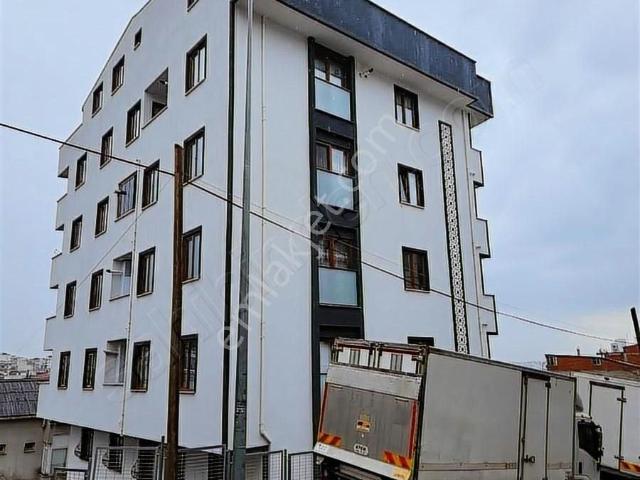 Çayırovada Satılık Üstdübleks Araç Takasa Alınır