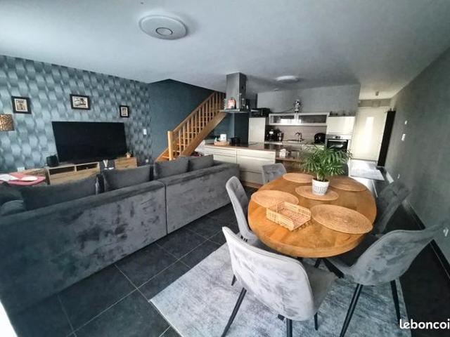 Ay sur moselle jolie maison recente avec 4 chambres