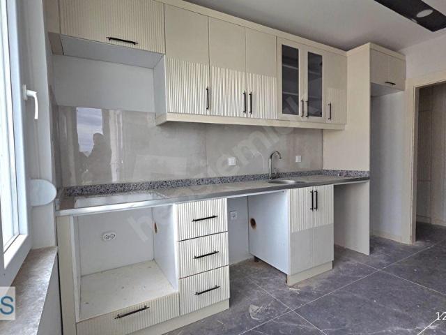 AYANOĞLU MAHALLESİ 2.KATTA ASANSÖRLÜ 2+1 85M SIFIR DAİRE