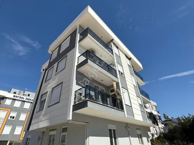Ayanoğlu Mahallesi Tramvaya Sıfır 2+1
